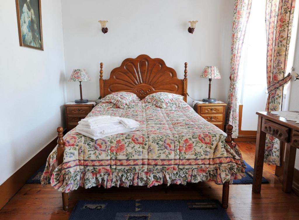 Hotel Aviz Figueira da Foz Bilik gambar